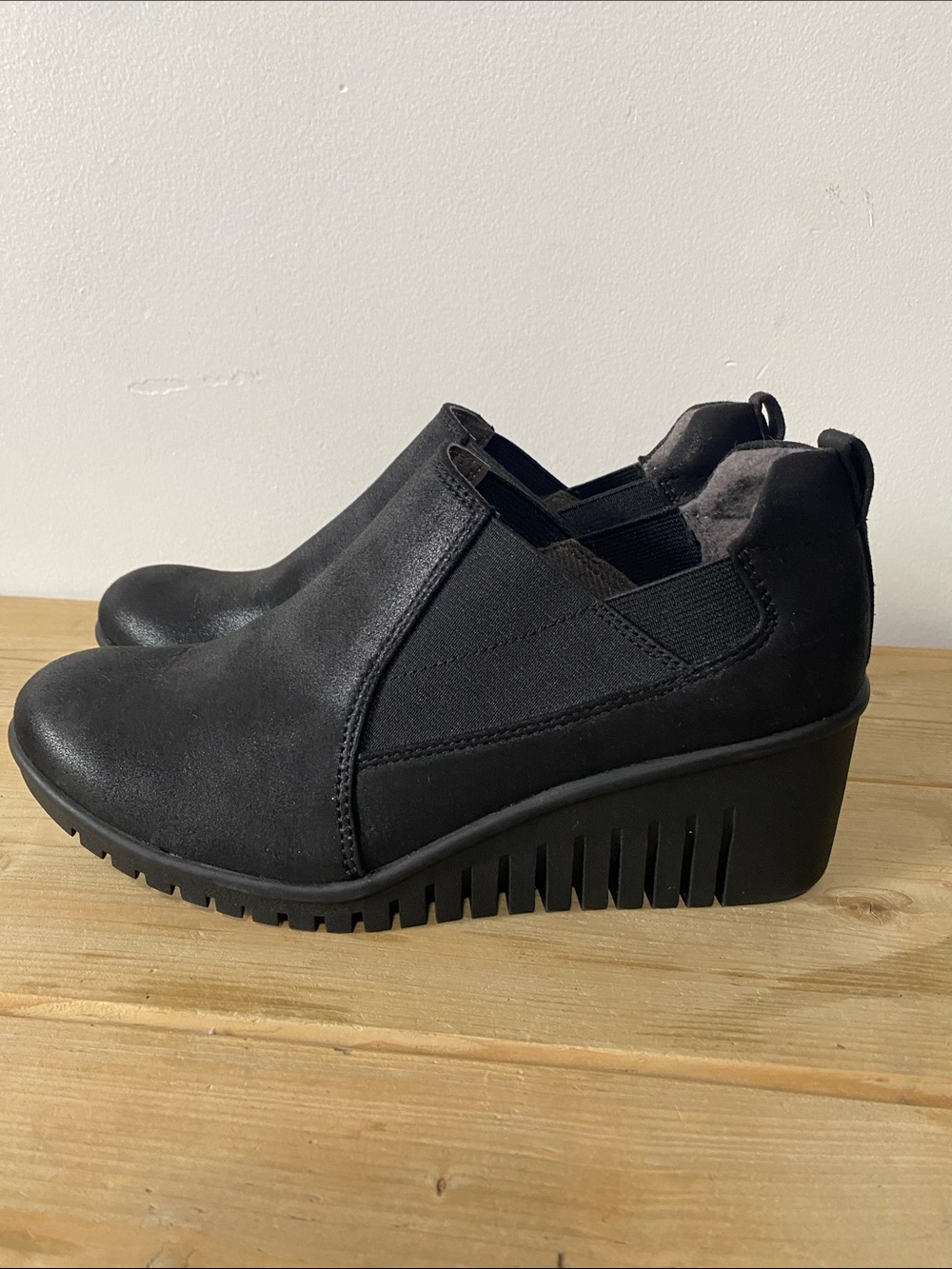 Eurosoft by Sofft Jaylee Black Leather Wedge Comfort Loafer Booties Size 7m